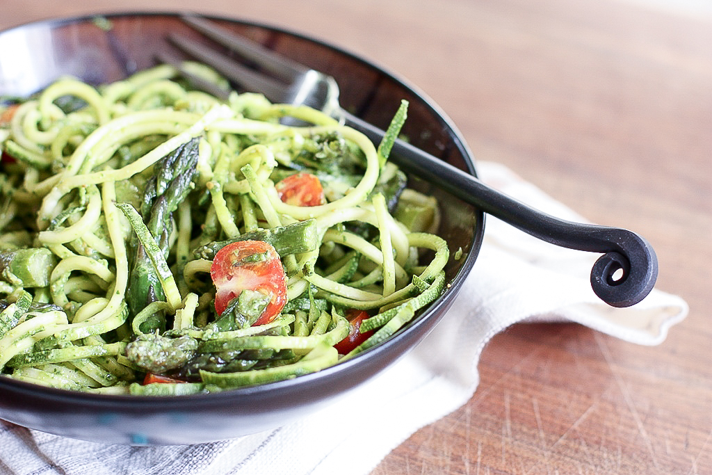 Asparagus and Zucchini Noodles with Spinach Pistachio Pesto